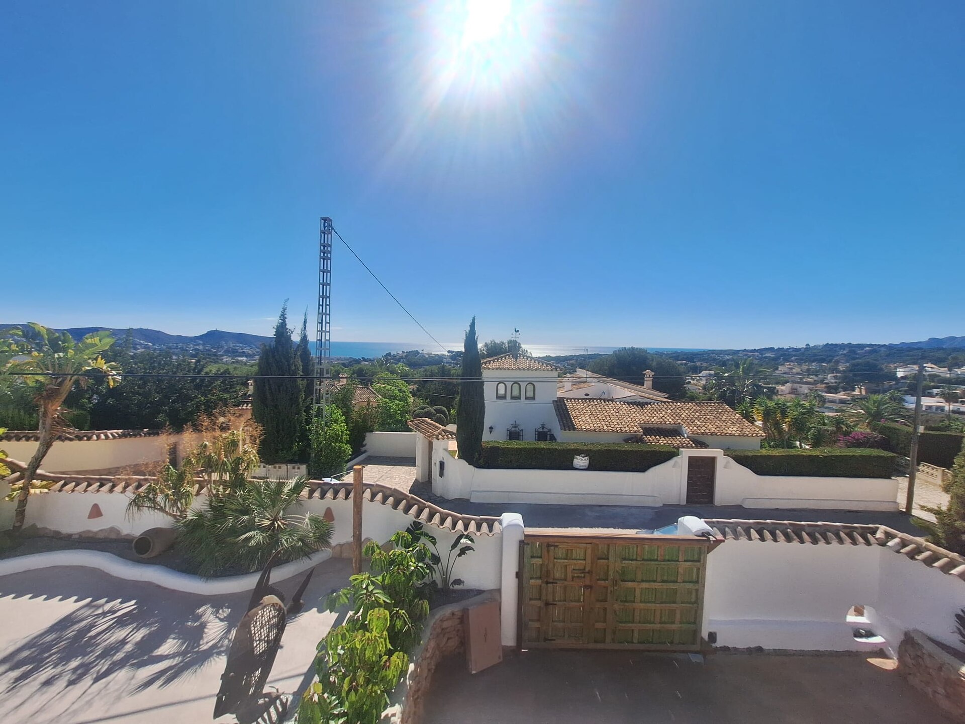 Villa met zezicht en terras in Moraira, Costa Blanca